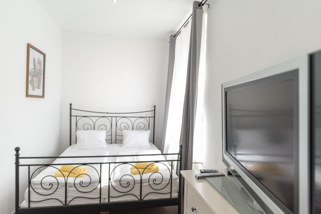 Zelena Ratolest Hotel Чешка Будьовица Екстериор снимка